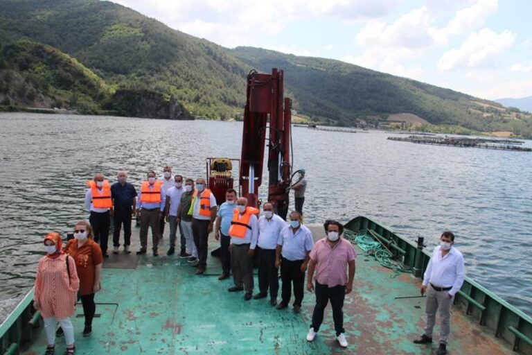 Bafra Kaymakamı Sayın Cevdet Ertürkmen ile Derbent Baraj Gölündeki Çiftlik Ziyaretleri