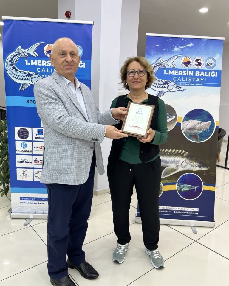 Prof. Dr. Devrim Memiş’e Birliğimiz adına plaket takdim edildi