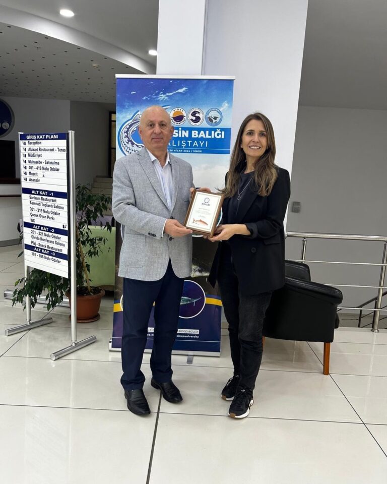 Prof.Dr.Demet Kocatepe’ye birliğimiz adına plaket takdim edildi